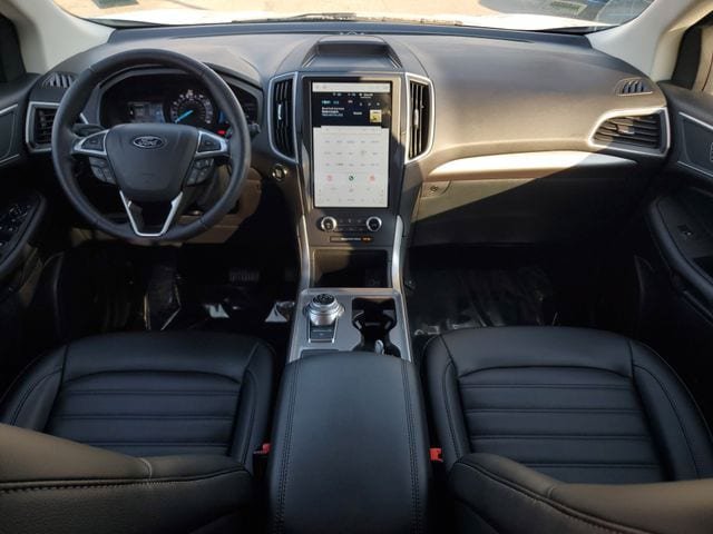 Used 2023 Ford Edge SEL w/ Convenience Package AWD/4WD image 16