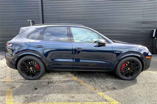 New 2026 Porsche Cayenne S image 11