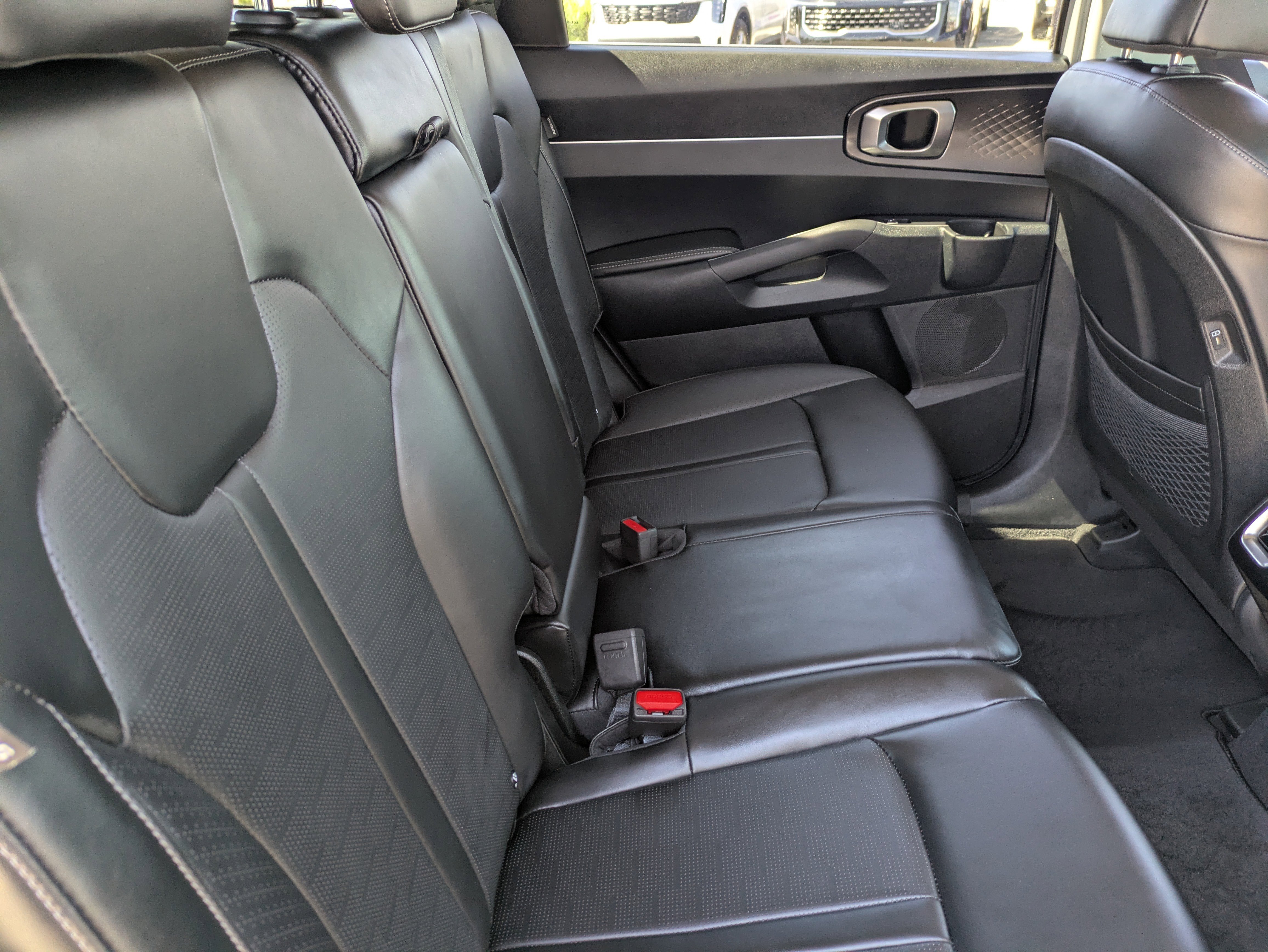 Certified 2025 Kia Sorento S w/ Panoramic Sunroof Package image 14