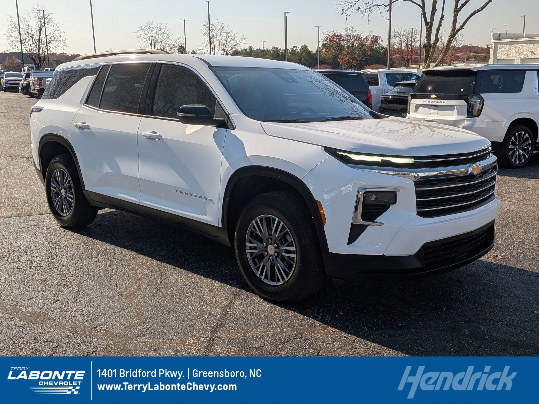 Certified 2025 Chevrolet Traverse LT