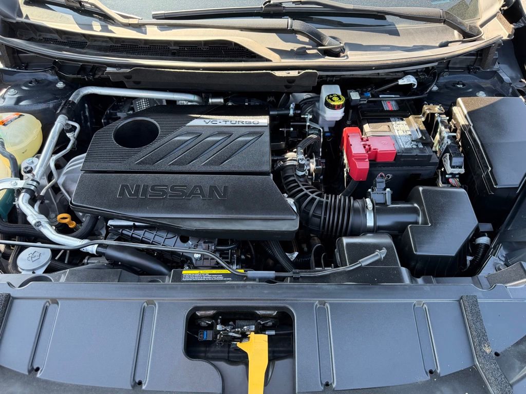 Used 2023 Nissan Rogue S AWD/4WD image 38