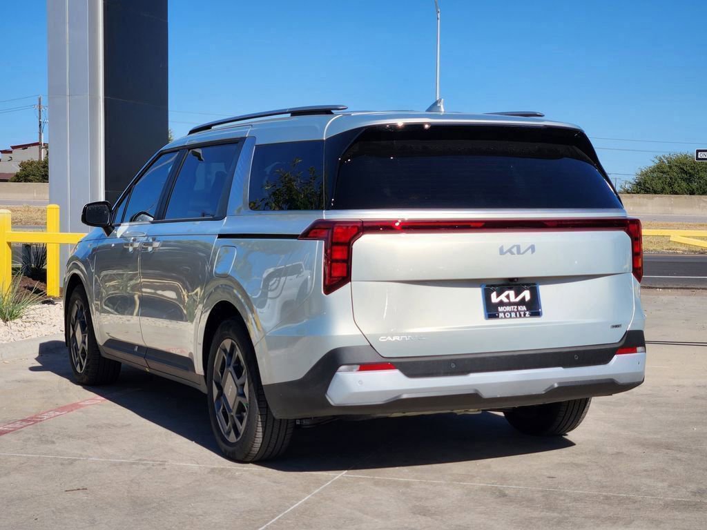 New 2026 Kia Carnival EX FWD image 3