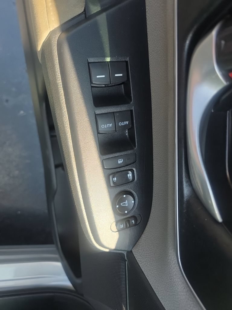 Used 2019 Honda CR-V EX image 12
