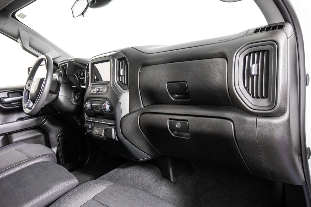 Used 2024 Chevrolet Silverado 1500 Custom image 16