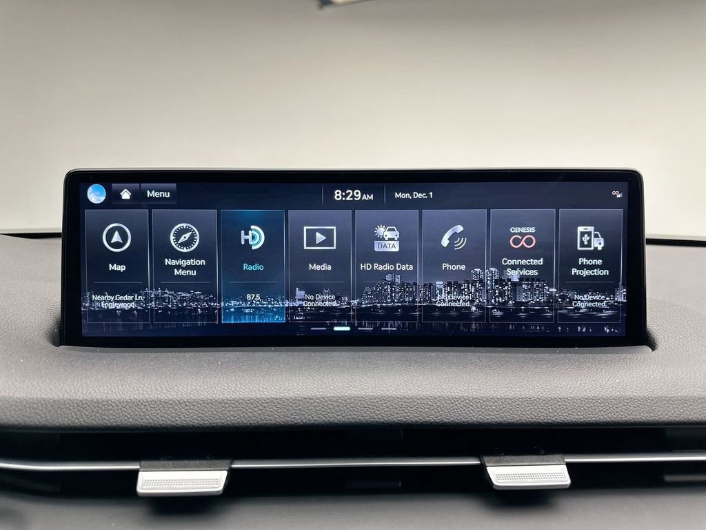 Used 2023 Genesis GV70 2.5T Select w/ Select Package image 14