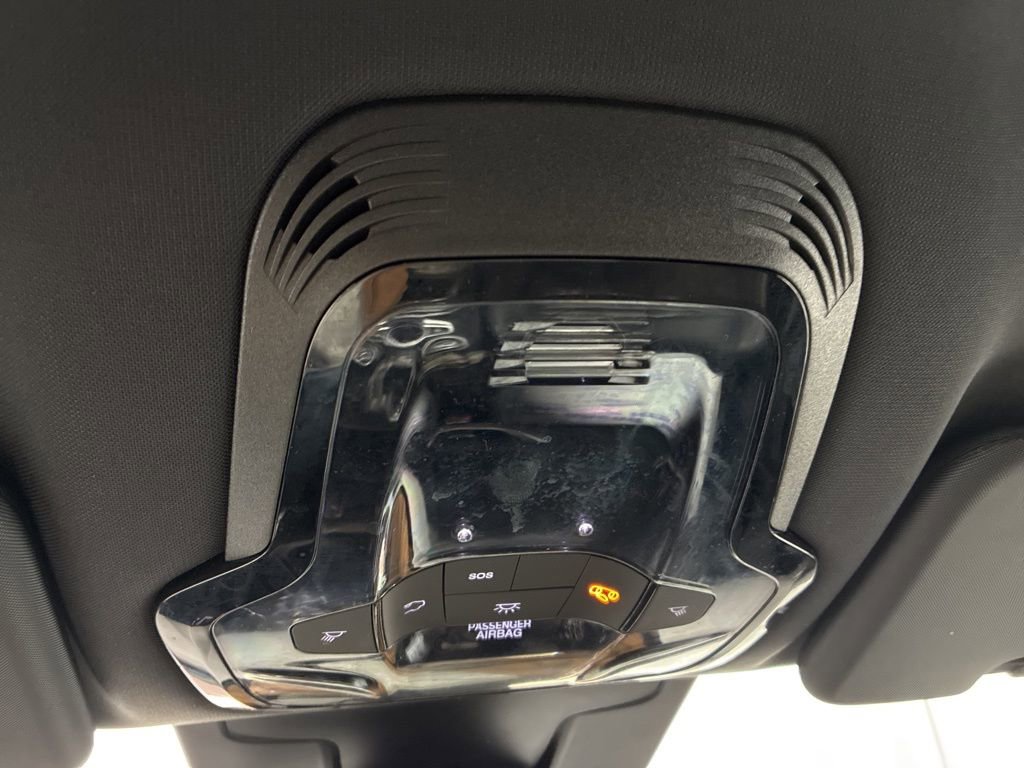 Used 2022 Alfa Romeo Stelvio Sprint image 23