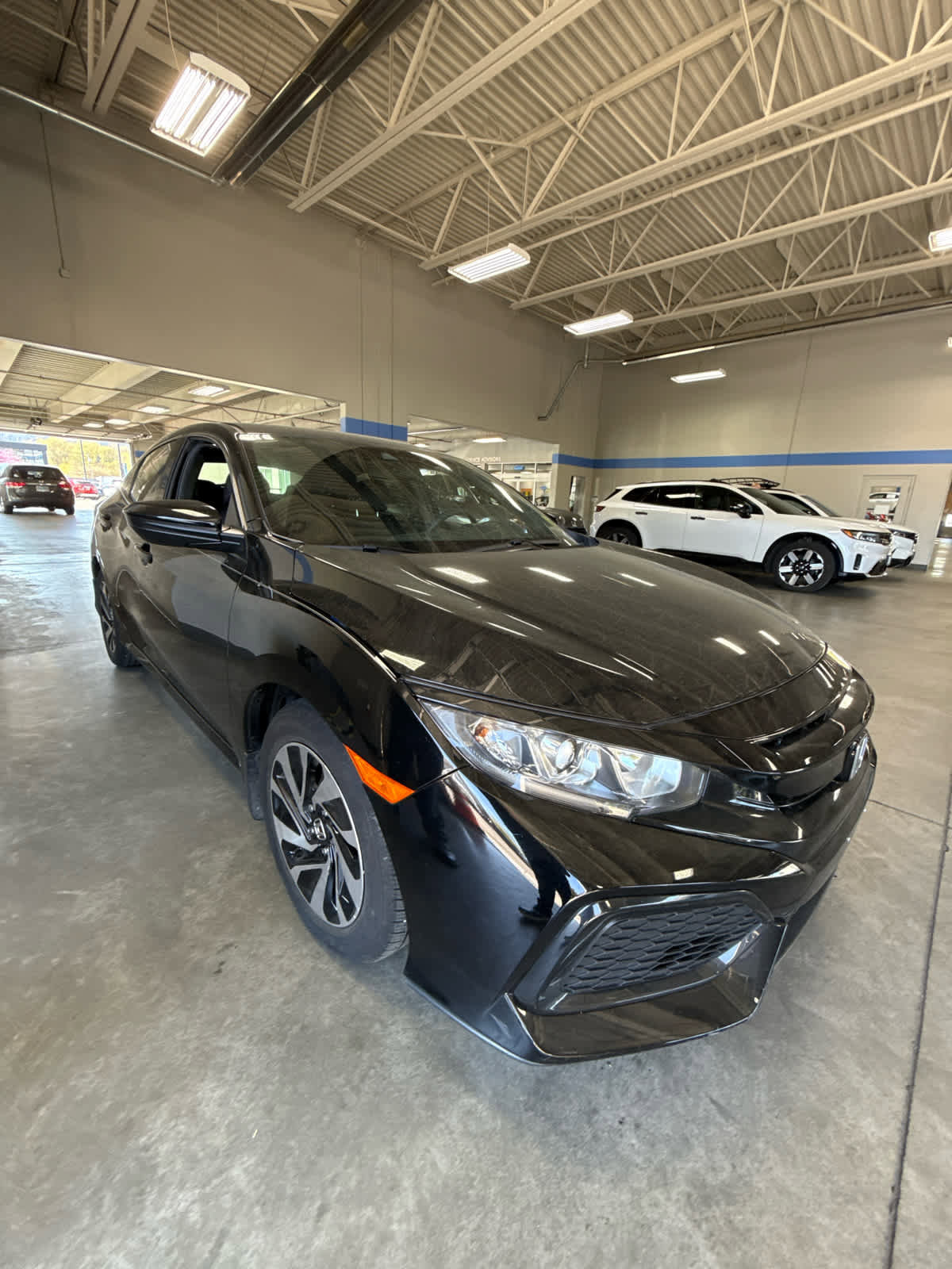 Used 2019 Honda Civic LX image 2