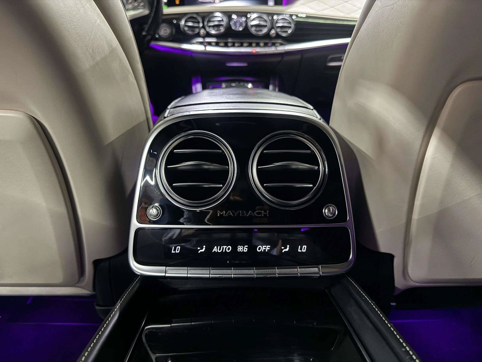 Used 2019 Mercedes-Benz Maybach S 560 4MATIC image 58