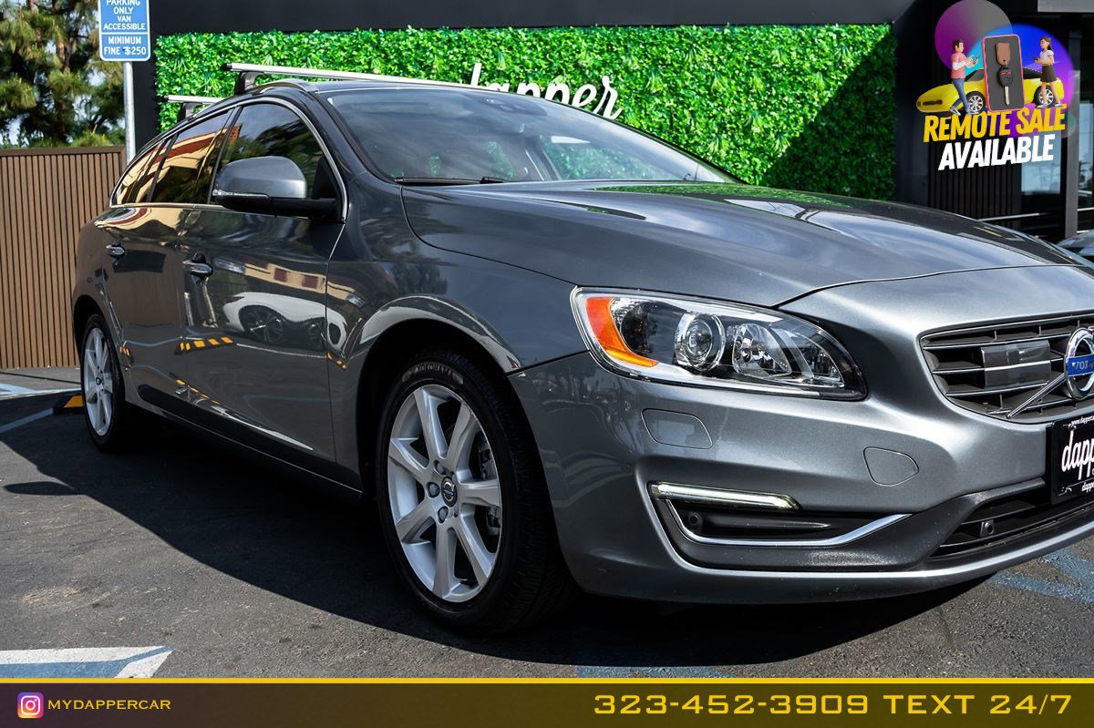 Used 2017 Volvo V60 T5 Platinum image 4