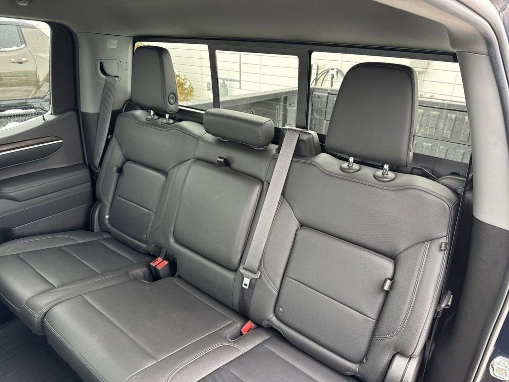 Used 2022 GMC Sierra 1500 SLT w/ SLT Premium Plus Package AWD/4WD image 23