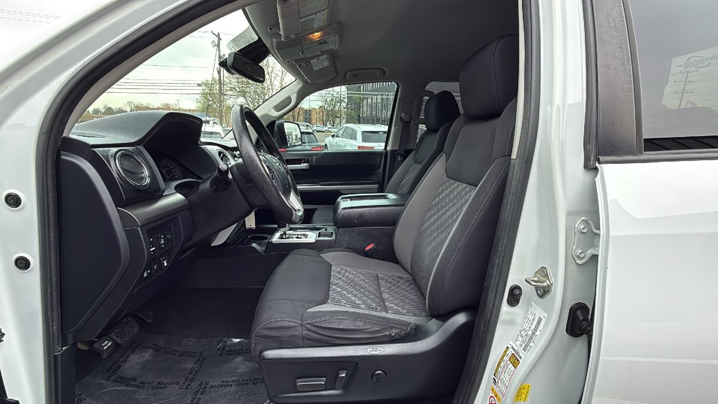 Used 2019 Toyota Tundra SR5 w/ TRD Off Road Package AWD/4WD image 10