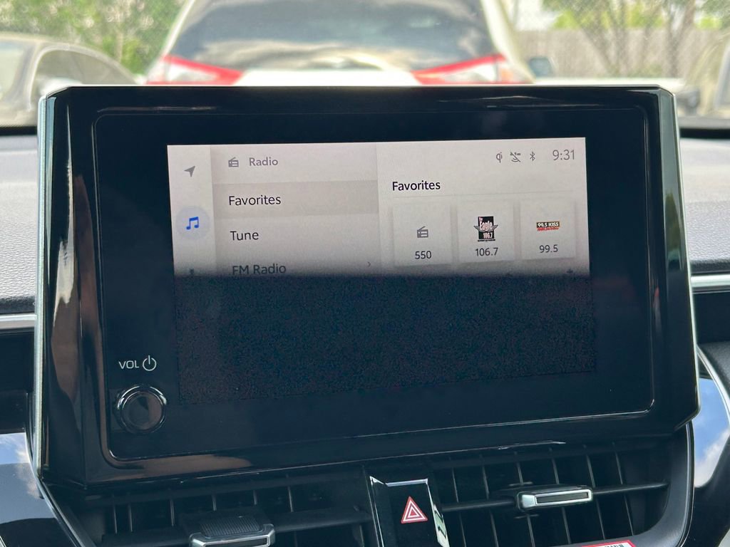 Used 2024 Toyota Corolla Cross XSE image 31