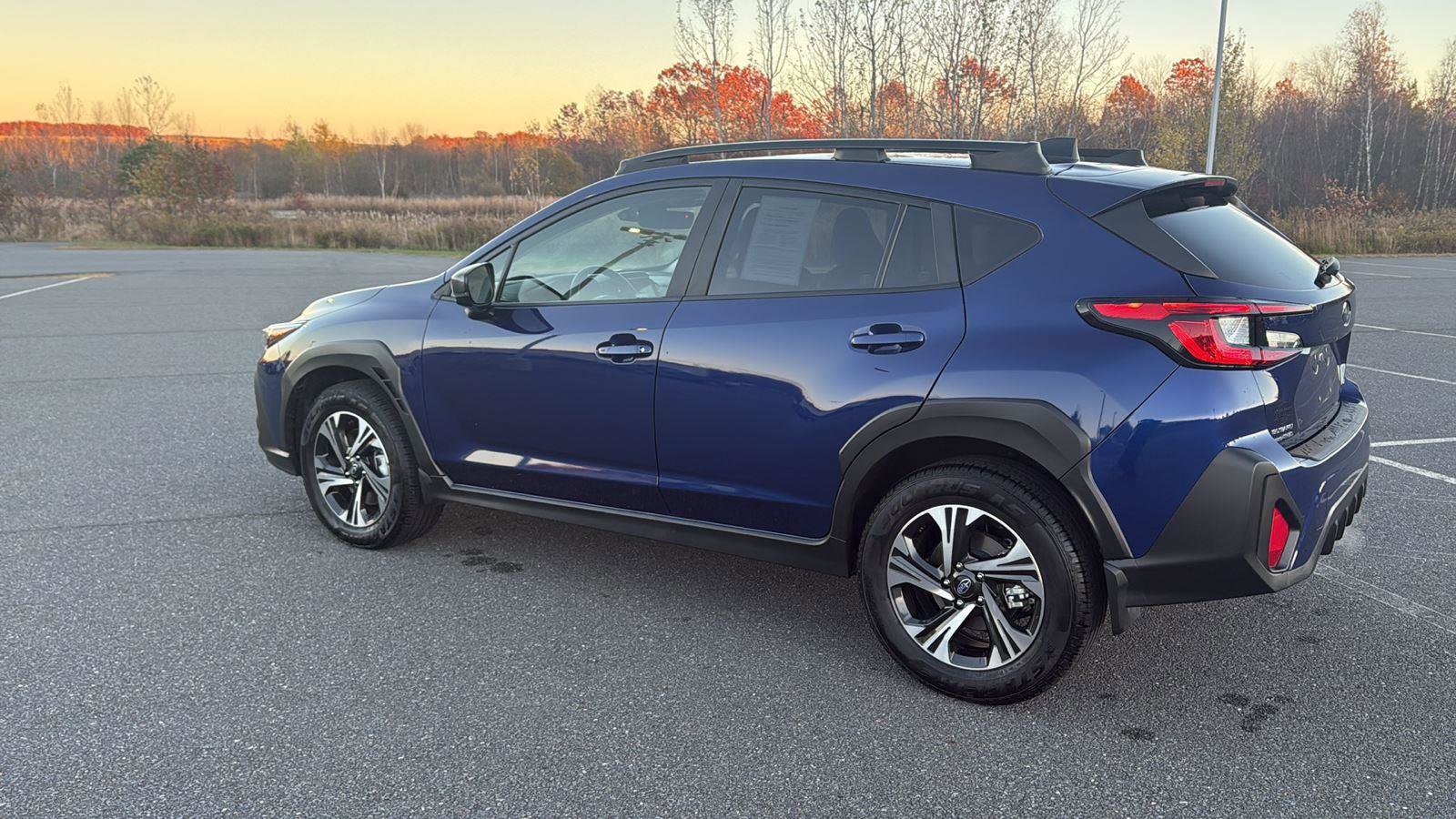 Used 2024 Subaru Crosstrek 2.0i Premium image 10