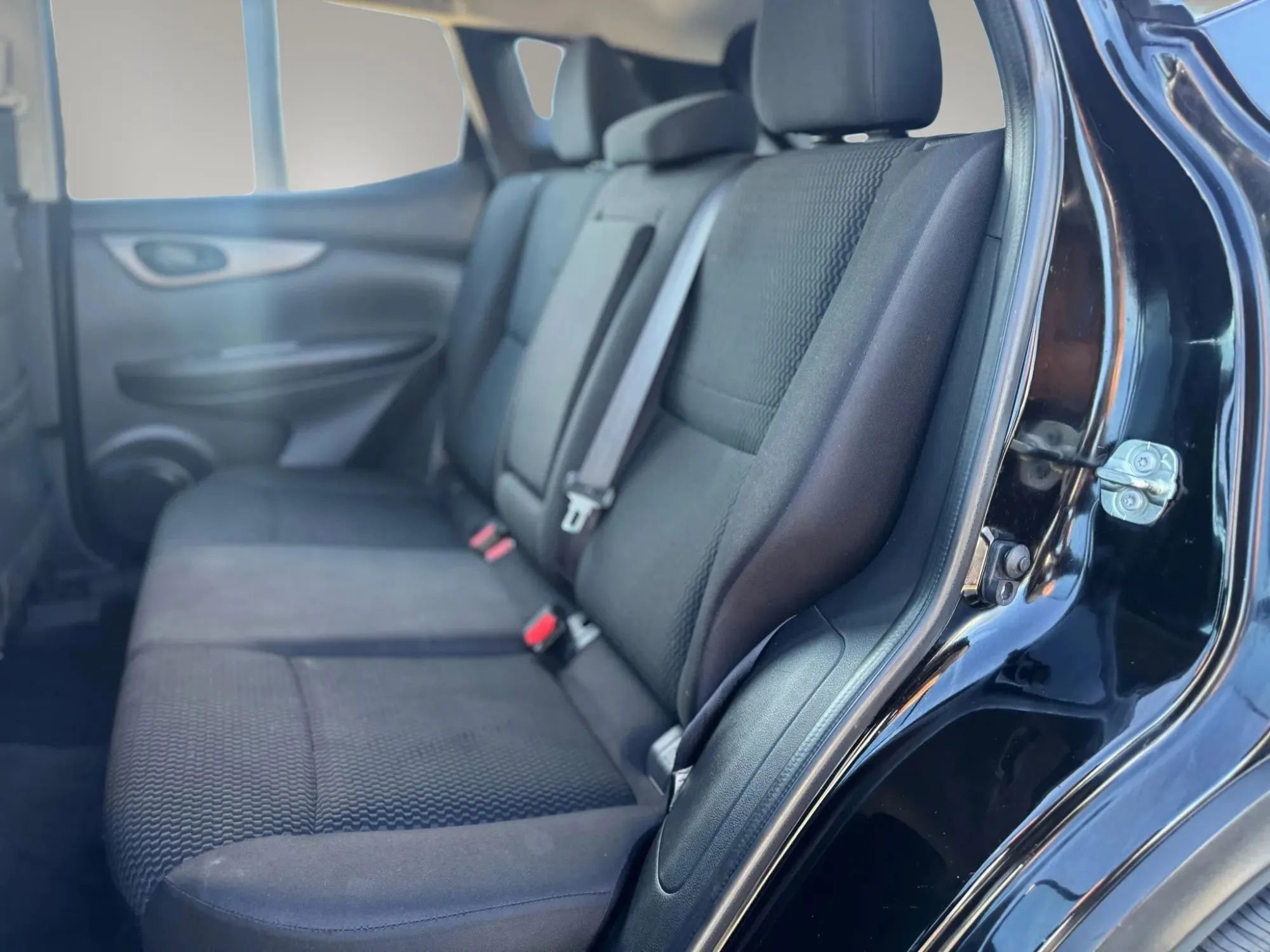 Used 2018 Nissan Rogue Sport S FWD image 12