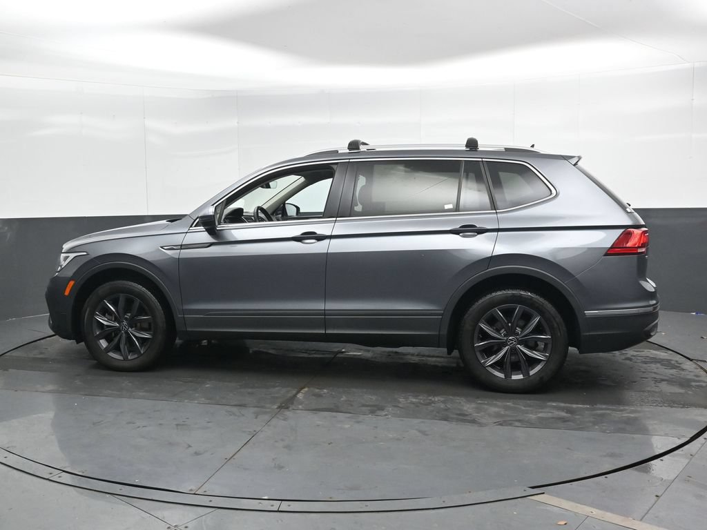 Used 2022 Volkswagen Tiguan SE AWD/4WD image 9