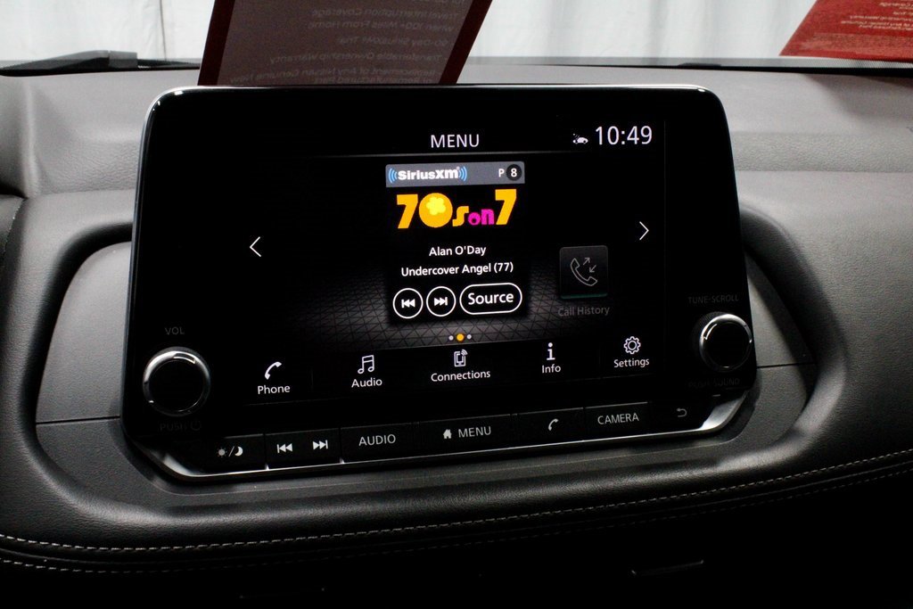 Certified 2024 Nissan Rogue SV image 3