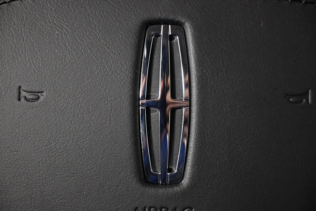 New 2026 Lincoln Nautilus Reserve image 32