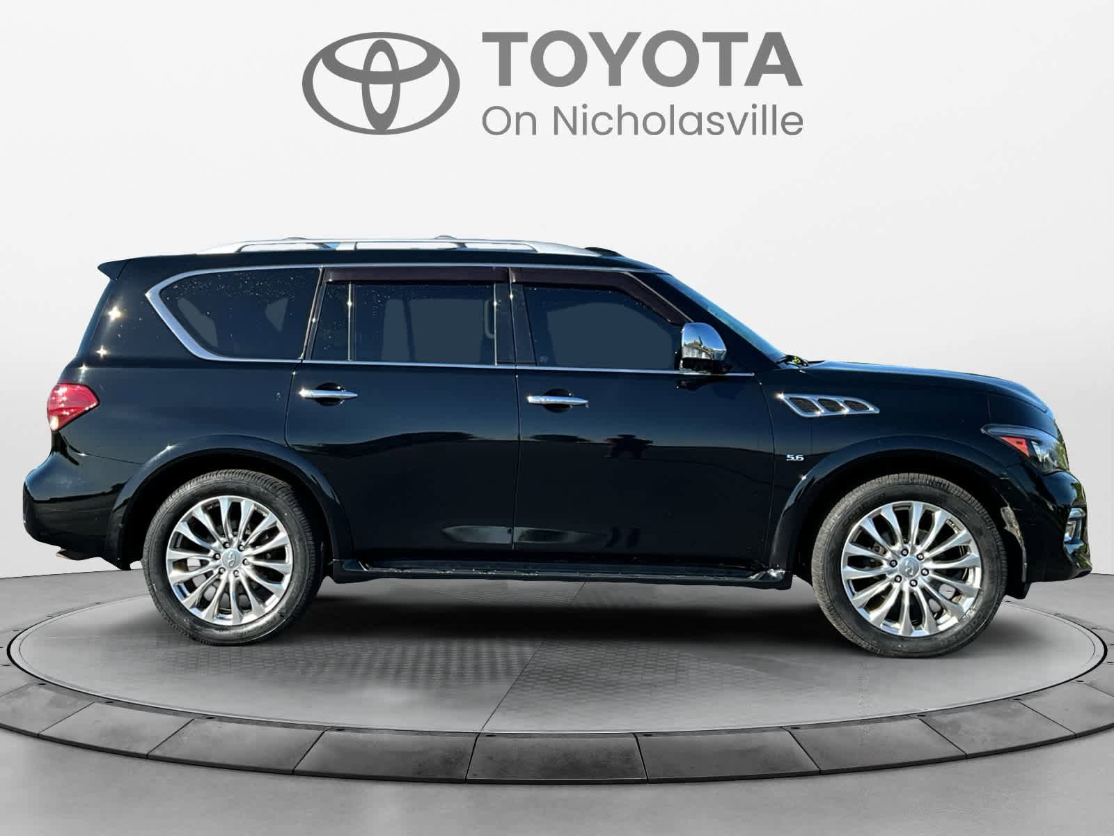 Used 2015 INFINITI QX80 4WD w/ Deluxe Technology Package image 7