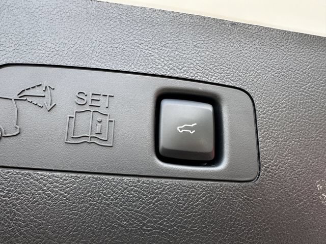 Certified 2024 Lincoln Corsair AWD w/ Equipment Group 101A image 45