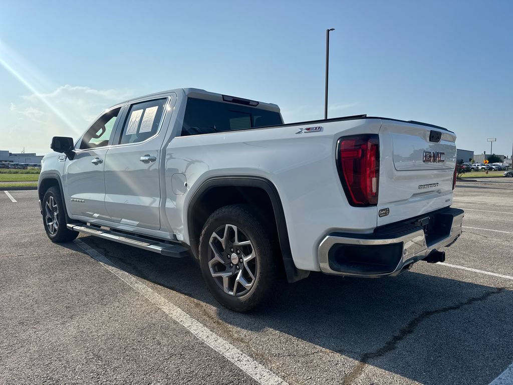 Used 2024 GMC Sierra 1500 SLT w/ SLT Premium Plus Package AWD/4WD image 4