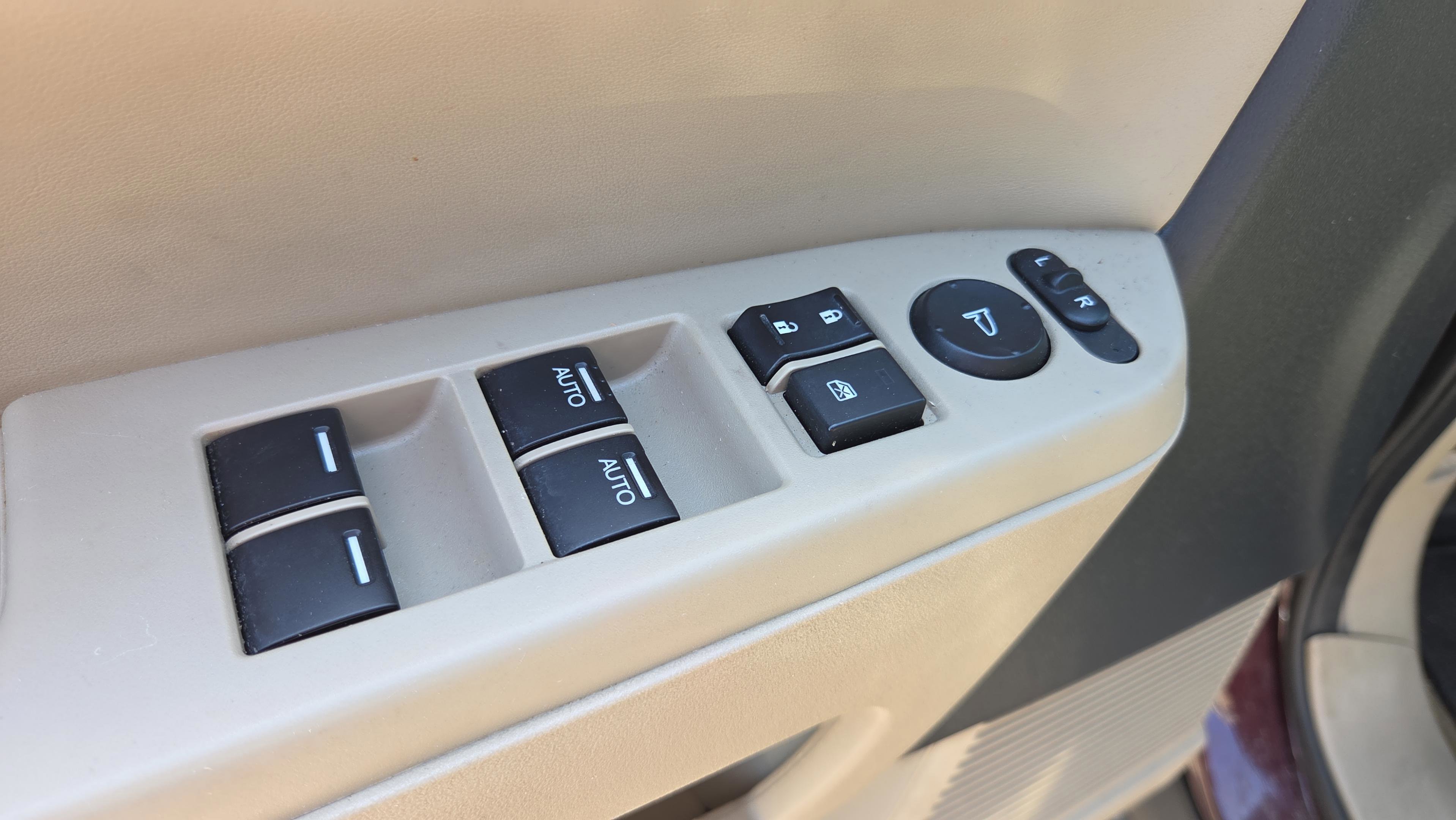 Used 2015 Honda Pilot EX-L image 24