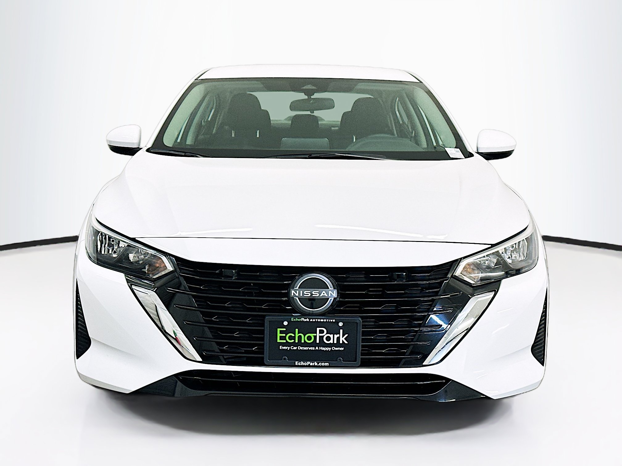 Used 2024 Nissan Sentra SV FWD image 2