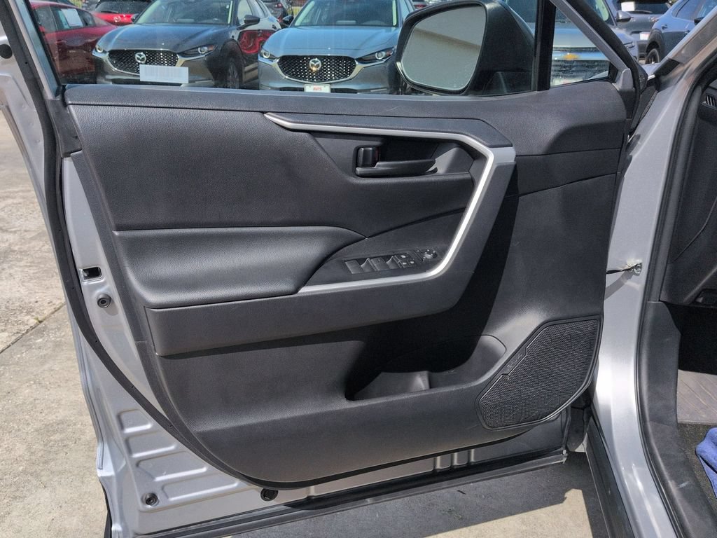 Used 2025 Toyota RAV4 LE FWD image 11