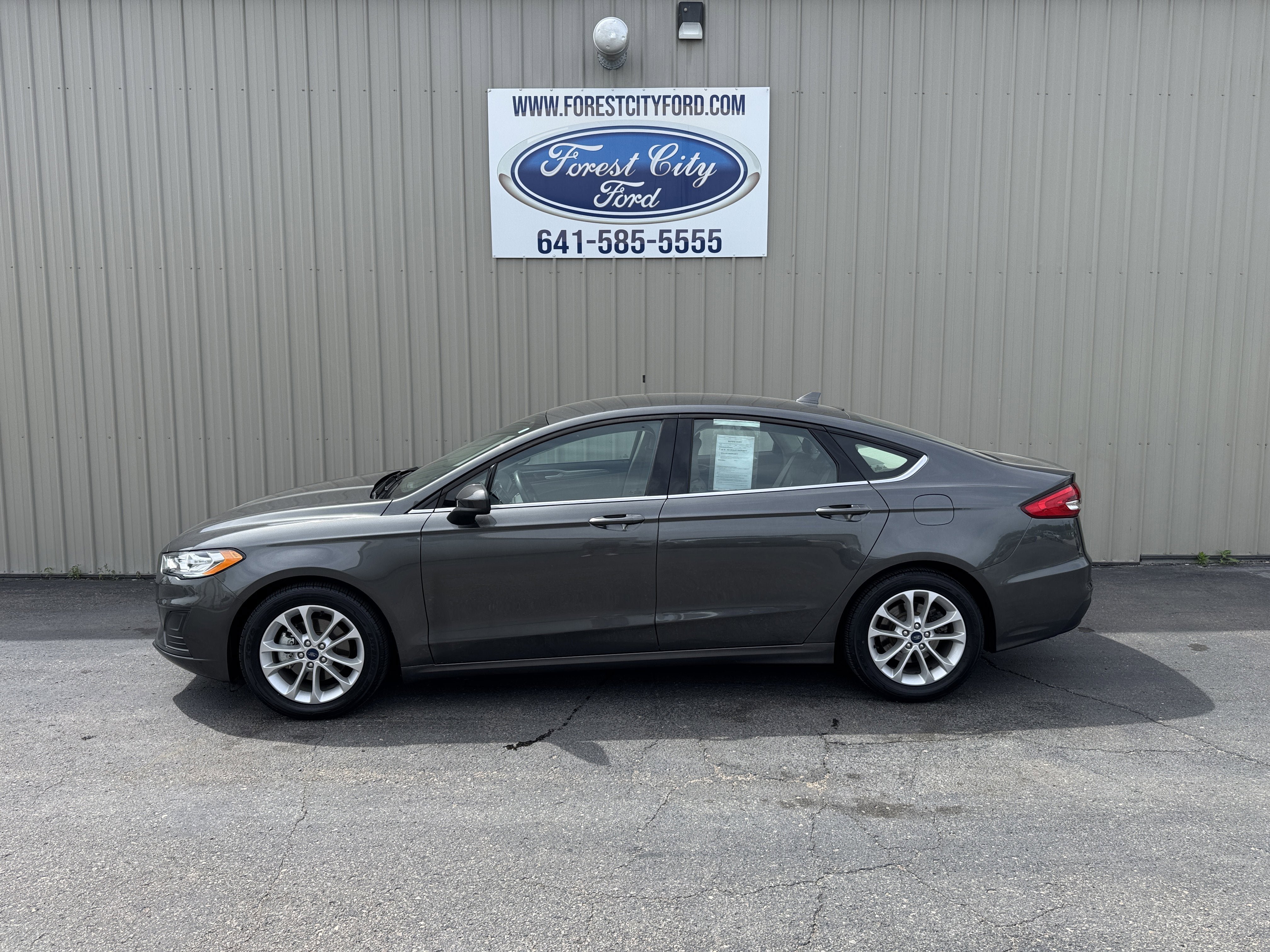 Used 2019 Ford Fusion SE