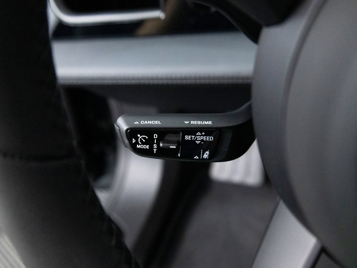 New 2026 Porsche Taycan 4S AWD/4WD image 29