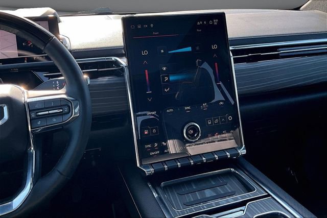 Used 2025 GMC Sierra EV Denali image 10