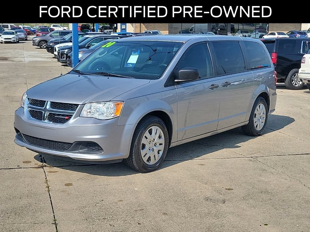Used 2020 Dodge Grand Caravan SE w/ UConnect Hands-Free Group FWD video 2