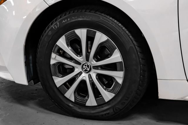 Used 2021 Toyota Corolla LE image 61
