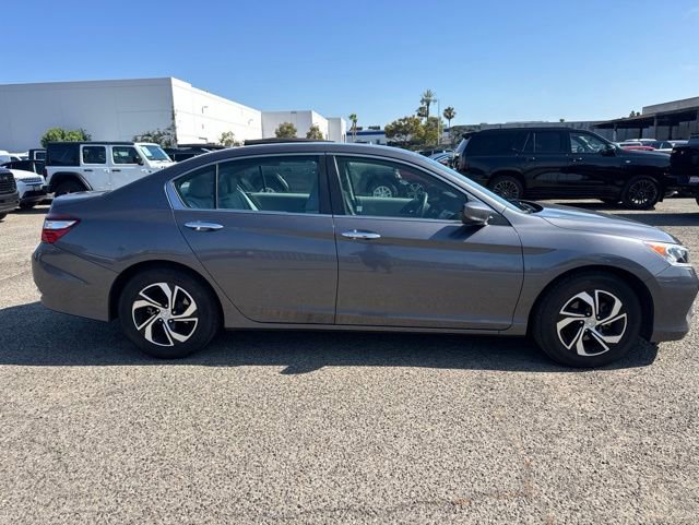 Used 2017 Honda Accord LX image 4