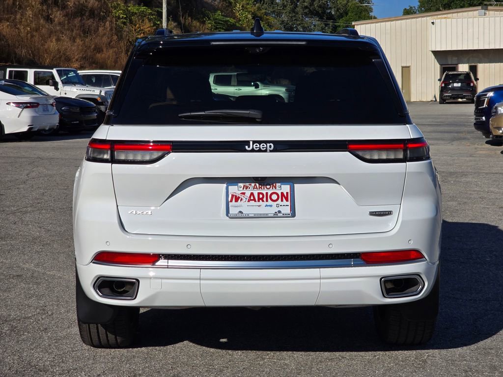 New 2025 Jeep Grand Cherokee Summit image 18