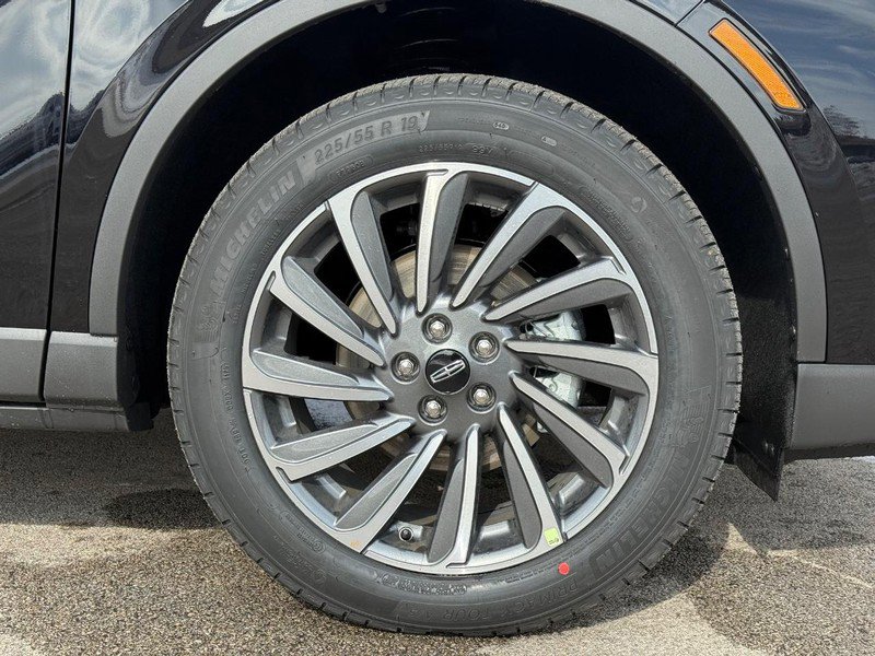 New 2026 Lincoln Corsair Reserve image 4