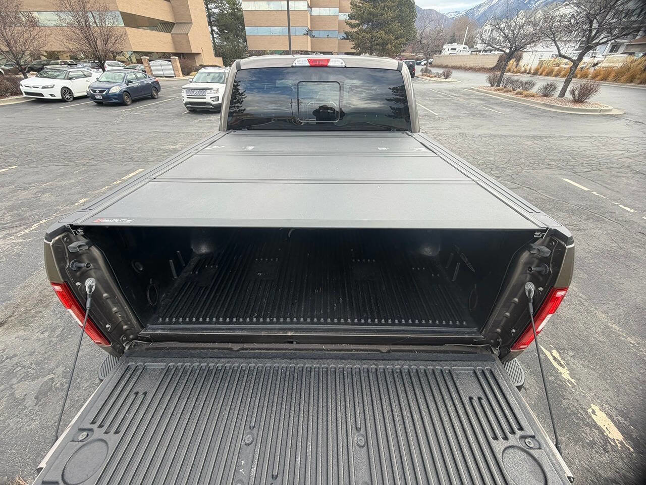 Used 2018 Ford F150 Lariat image 37