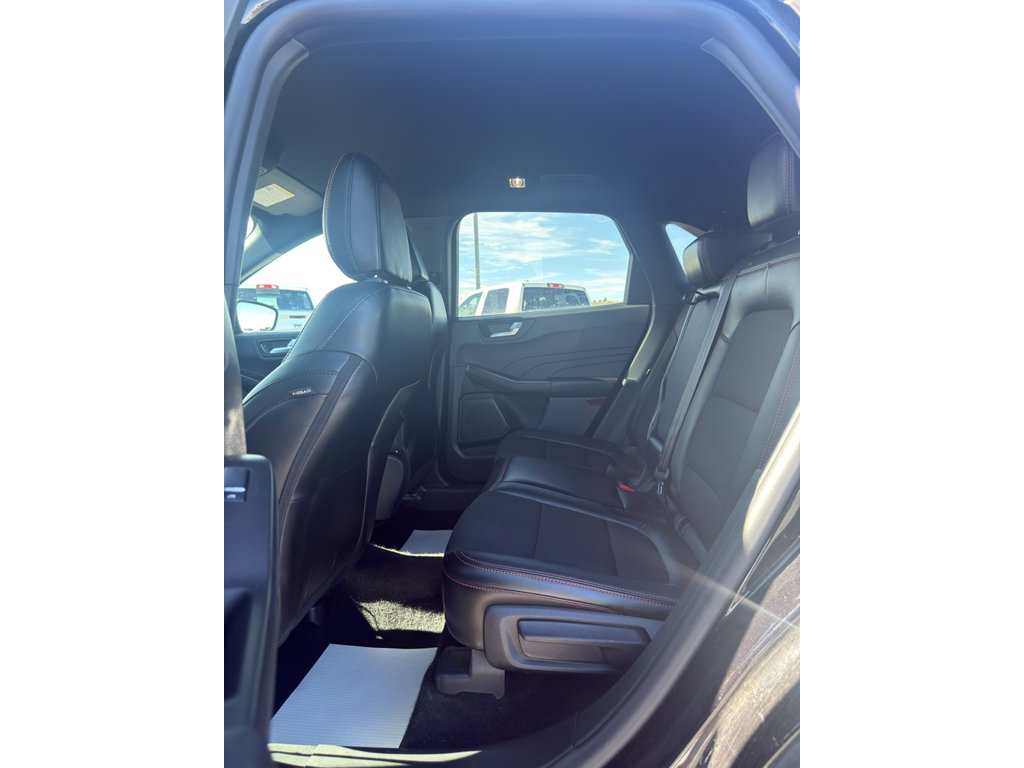 Used 2025 Ford Escape ST-Line Select image 12