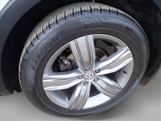 Used 2019 Volkswagen Tiguan SEL Premium image 6
