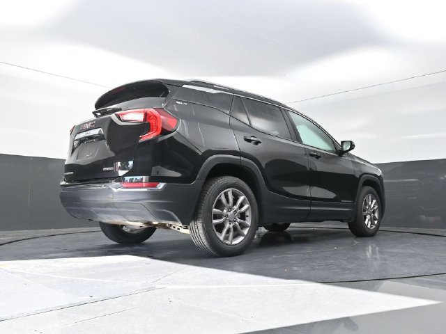 Used 2024 GMC Terrain SLT AWD/4WD image 37