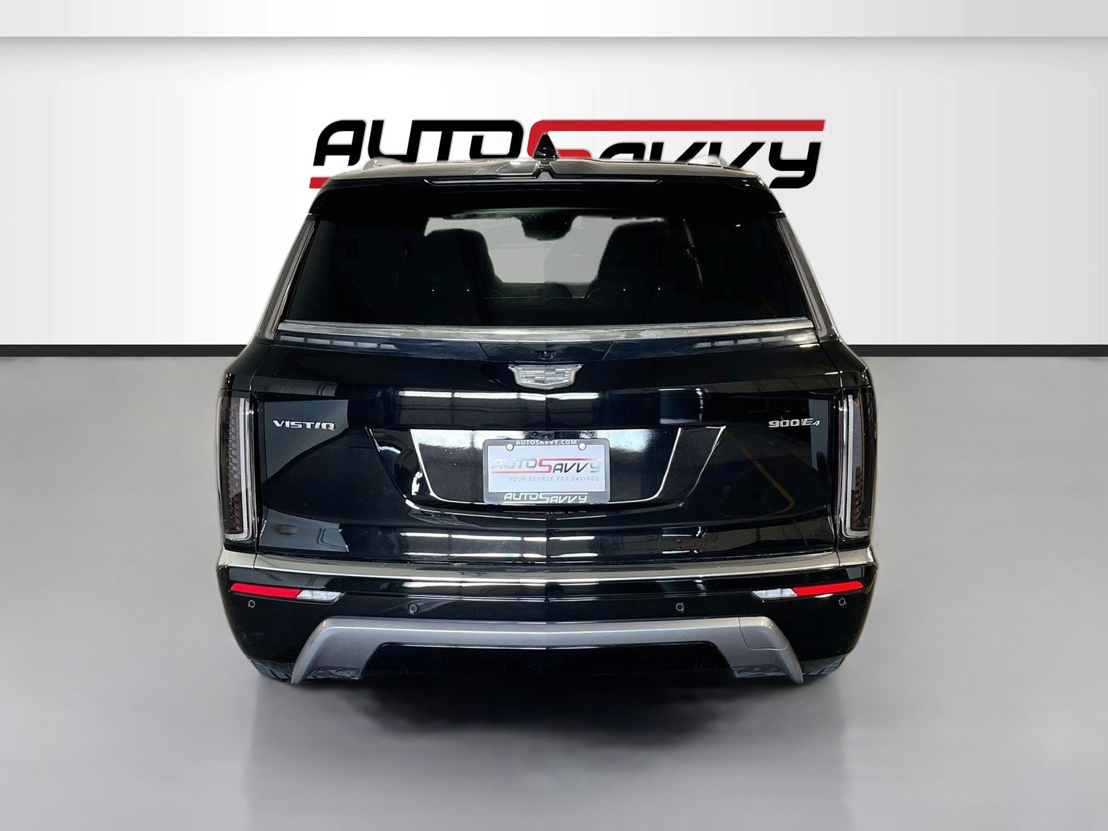 Used 2026 Cadillac Vistiq Luxury w/ LPO, Floor Liner Package AWD/4WD image 6