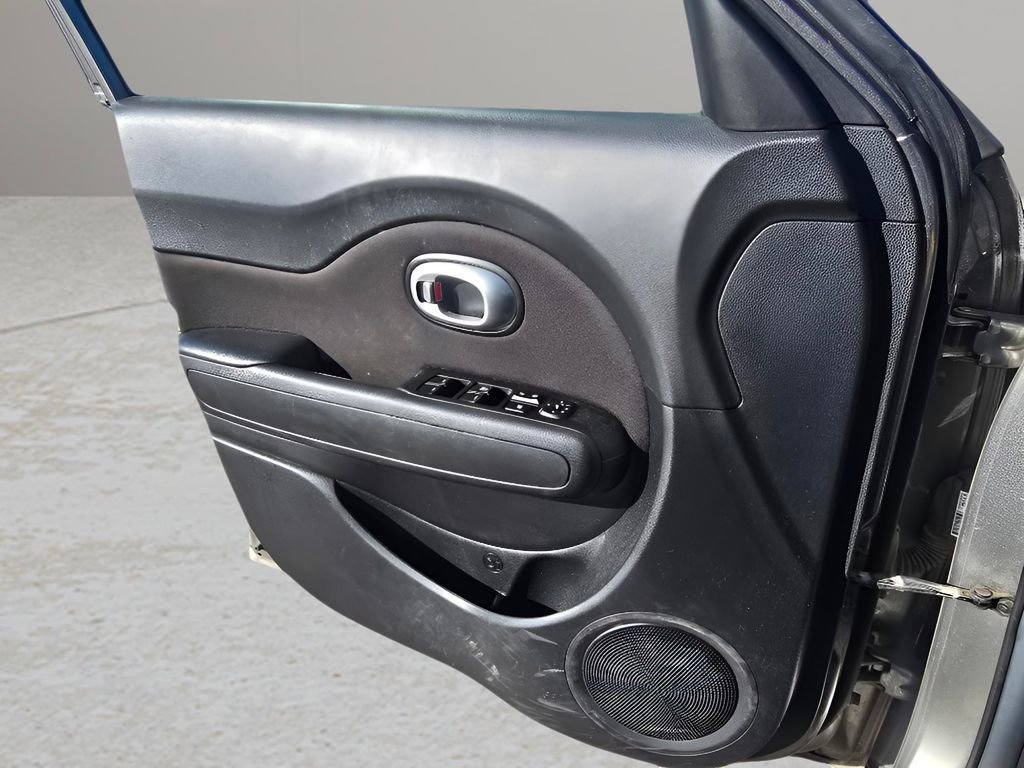 Used 2016 Kia Soul w/ Convenience Package image 17