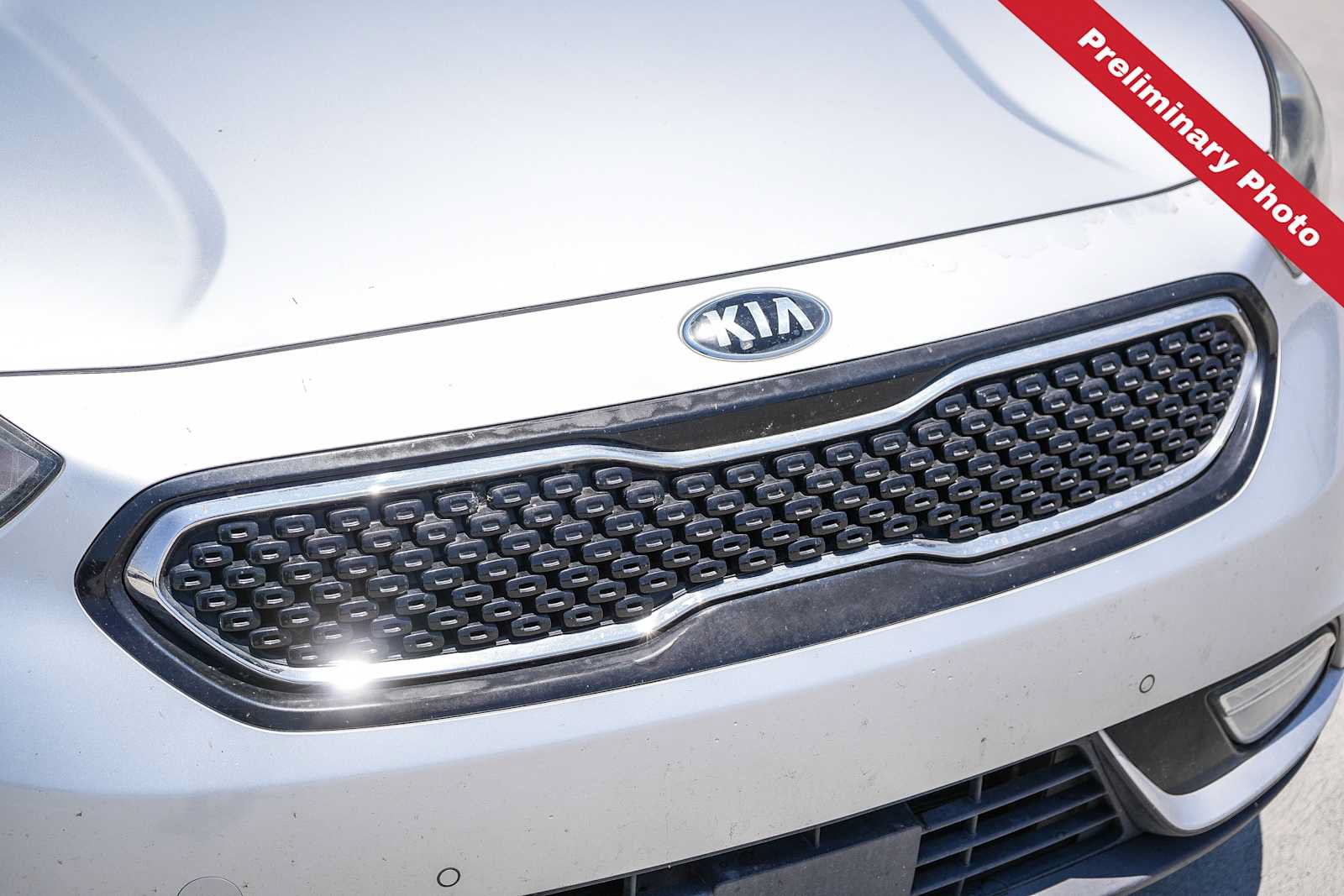 Used 2017 Kia Niro Touring w/ Advanced Technology Package FWD image 5