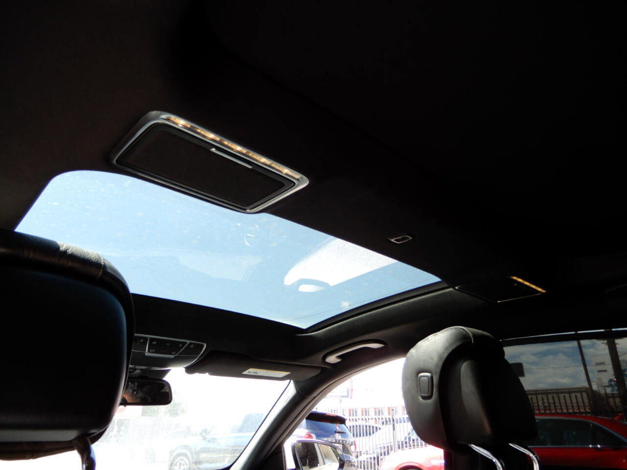 Used 2017 Mercedes-Benz S 550 Sedan image 17