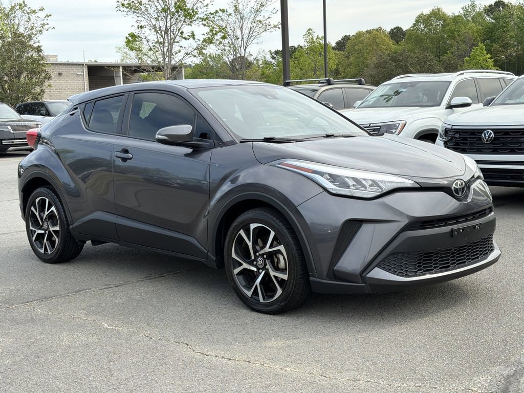 Used 2020 Toyota C-HR XLE image 7