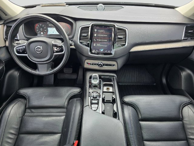 Used 2020 Volvo XC90 T8 Inscription AWD/4WD image 17