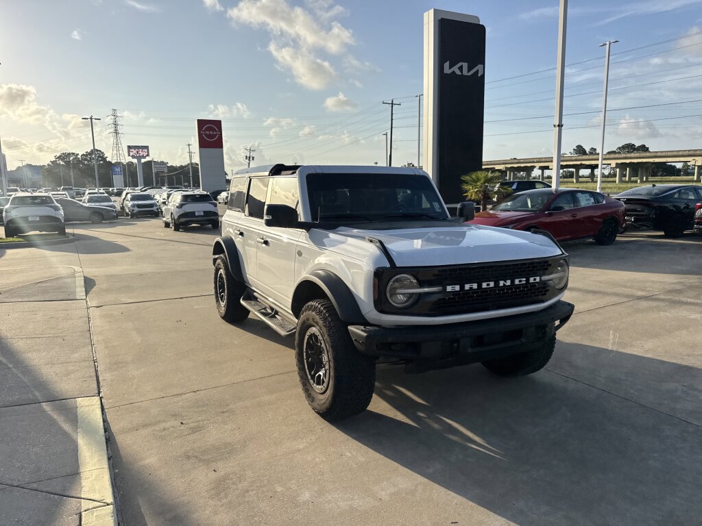 Used 2024 Ford Bronco Wildtrak AWD/4WD image 9