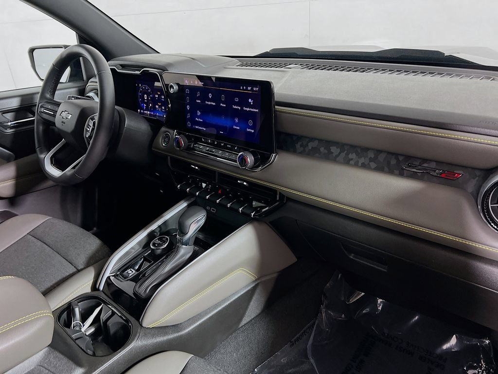Used 2023 Chevrolet Colorado ZR2 AWD/4WD image 25