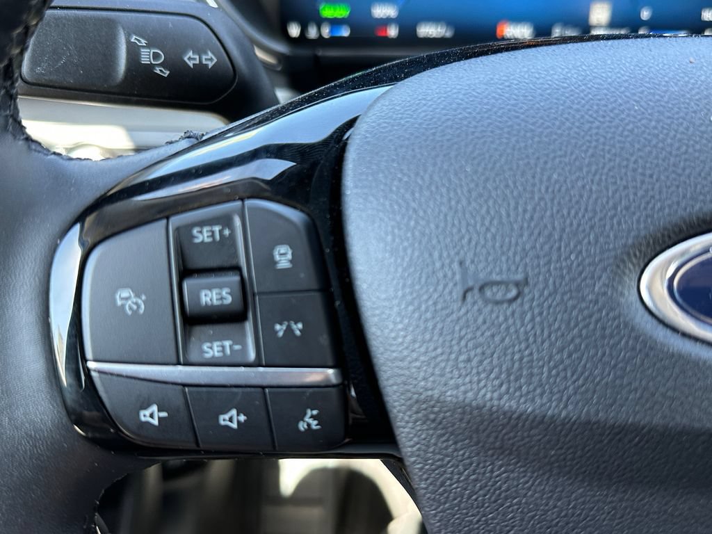 Used 2024 Ford Escape SE w/ PHEV Premium Package FWD image 27