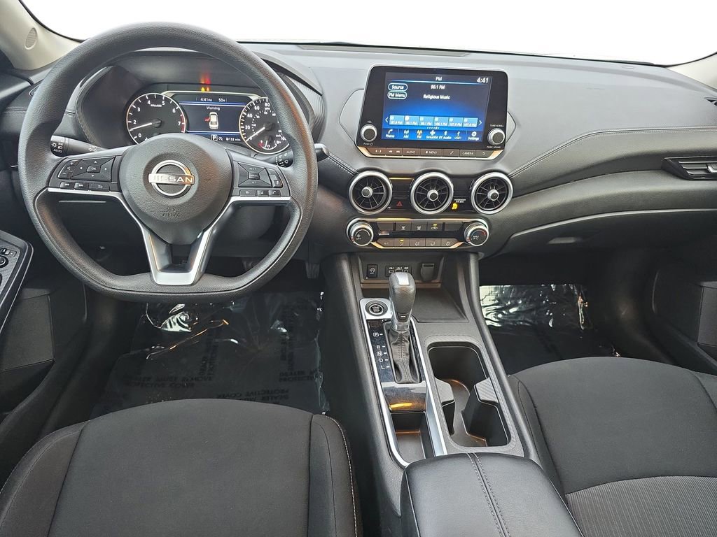 Used 2024 Nissan Sentra SV image 9