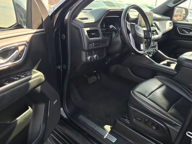 Used 2024 GMC Yukon SLT image 10